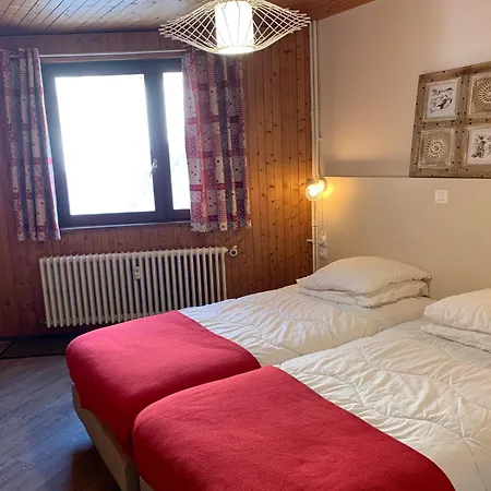 Aravis 1500, No 4, 3 Pieces, Vue Montagne * La Clusaz