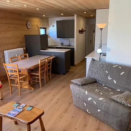 Aravis 1500, No 4, 3 Pieces, Vue Montagne Apartment *